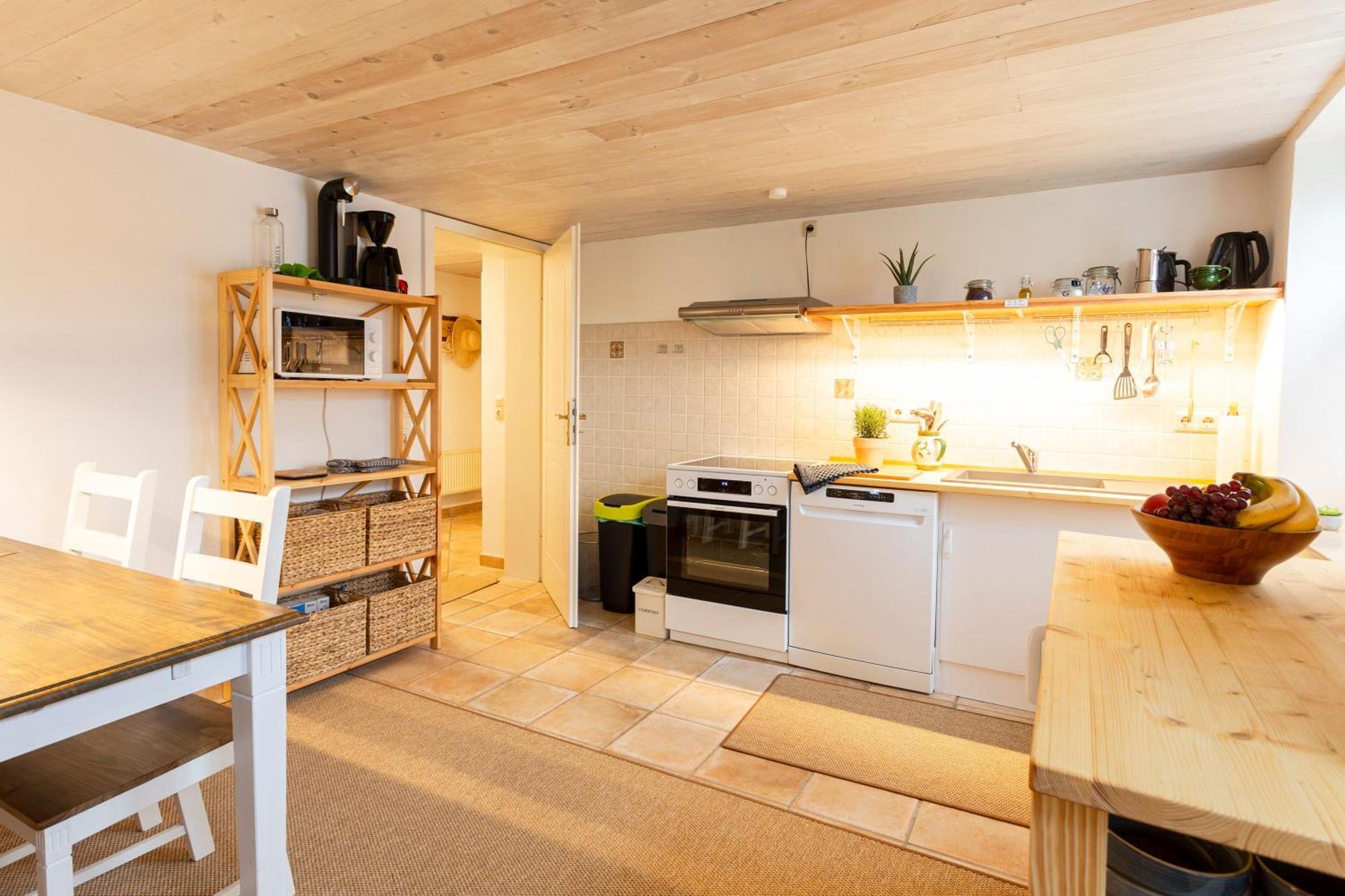 Ferienwohnungen Klein Kapelle Gingst Bagian luar foto